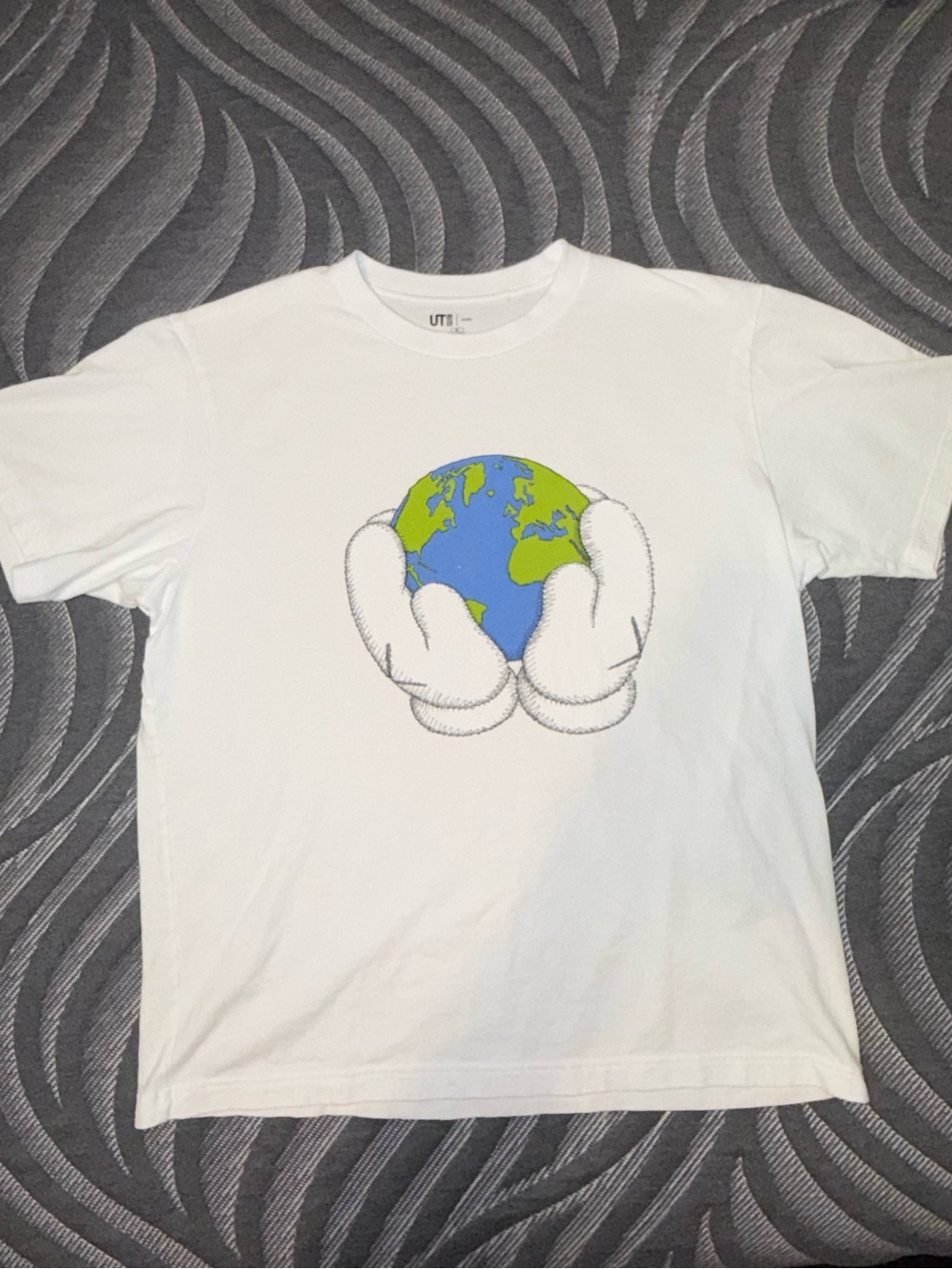 KAWS x UNIQLO Peace For All T-Shirt